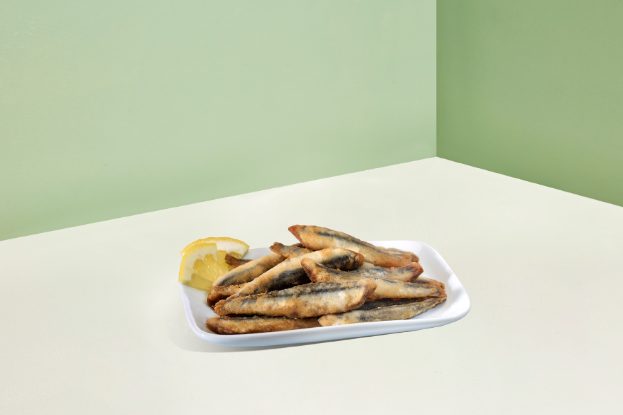 Lightly floured anchovies